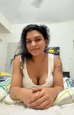Watch Renowned Mallu Model Resmi Nair Smoking and Getting Tits Groped ~ Premium Content
