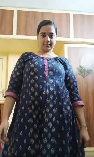 Watch Beautiful Hot Chubby Tamil Bhabhi Showing Big Boobs and Twerking Fat Juicy Ass Fully Nude