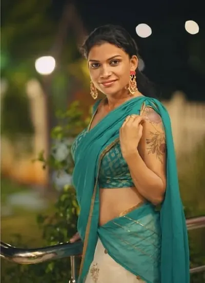 Resmi Nair Seduces and Teases Boyfriend with Horny Moves