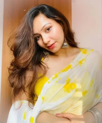 Leaked Indian GF Action: Hard Fucking and Blowjob with Her BF