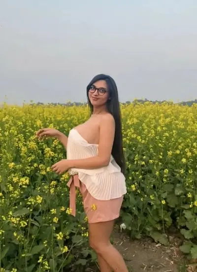 Watch Sannati Mitra Leaked Famous Model Stripping Nude In Private Clip