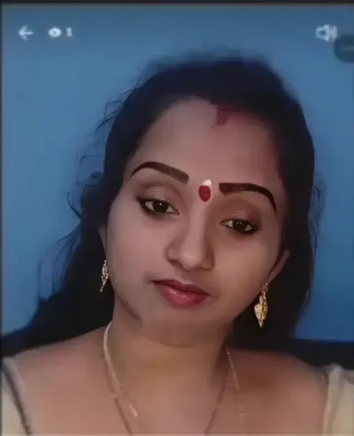 Desi Telugu Wife Flashes Big Boobs, Strips Saree, and Teases Hard