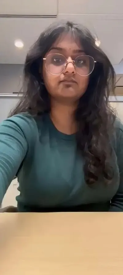 Desi GF Shows Boobs & Sends Nudes Horny College Girlfriend Action