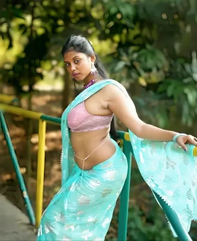 Swapna Halder Teases And Shows Big Boobs In Bathtub With Horny Moves