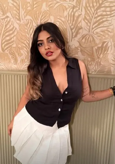 Famous Model Charvi Bhatt Roleplaying Gamer And Fucking Herself With Dildo Nude