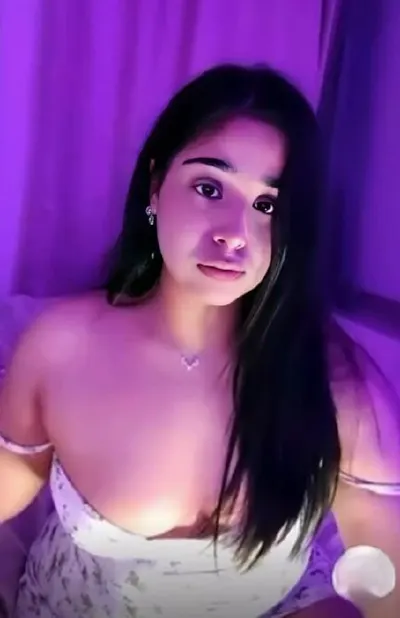 Chubby Girl Diya Dancing Topless Showing Big Juicy Boobs And Horny Moves