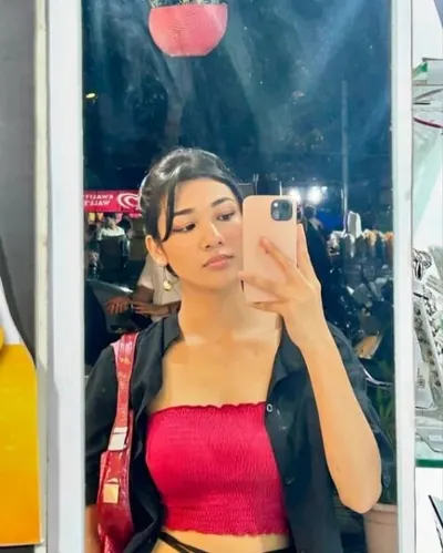 Saptami Das Deepthroats Gets Fucked Hard in Doggy Style Wet Mouth Juicy Pussy