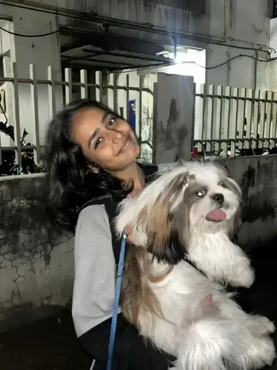 Desi Babe Gives Deepthroat And Gets Fucked Hard And Wet Mouth And Juicy Pussy