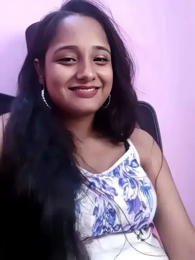 Sexy Desi Girl Teasing Fully Nude Big Boobs and Juicy Pussy Live with Horny Moves