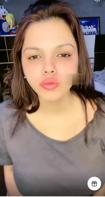 Manuu Masturbating Her Wet Pussy And Showing Big Boobs On Live Show